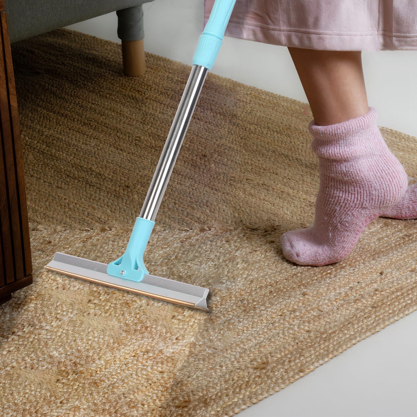 Pet Hair Removal Rake With 54.33in Adjustable Telescopic Rod